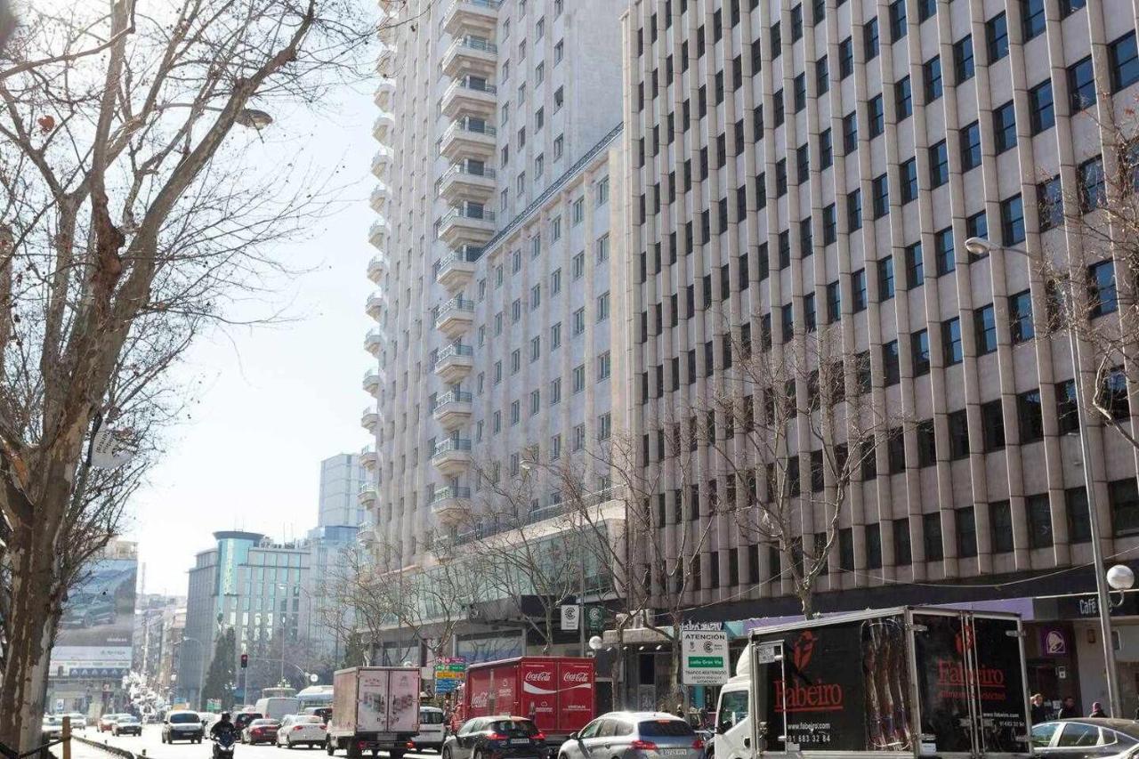 Apartamento Lujo Princesa Gran Via Madrid Bagian luar foto